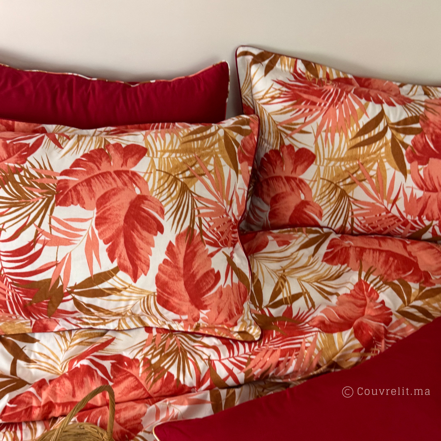 "Tropicales Grenat" Ensemble complet haute qualité, REF: CVM00318