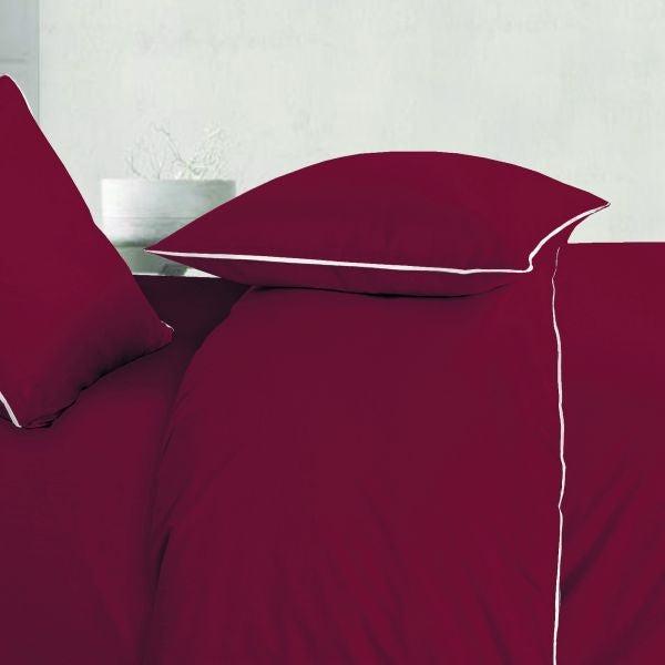 Housse de Couette Grenat avec passepoil blanc en 100% coton Ref: CV0166