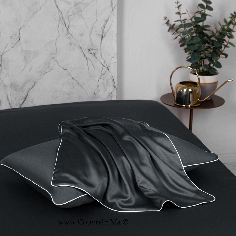 SILK Taie D'oreillers en Soie Avec Band Blanc - NOIR