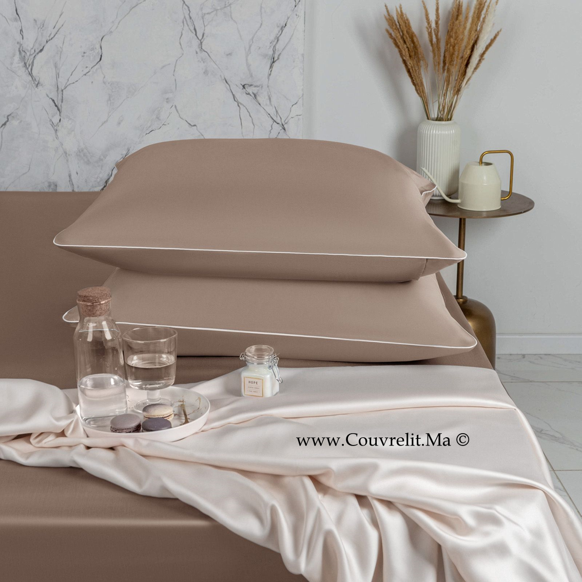 SILK Taie D'oreillers en Soie Avec Band Blanc - TAUPE