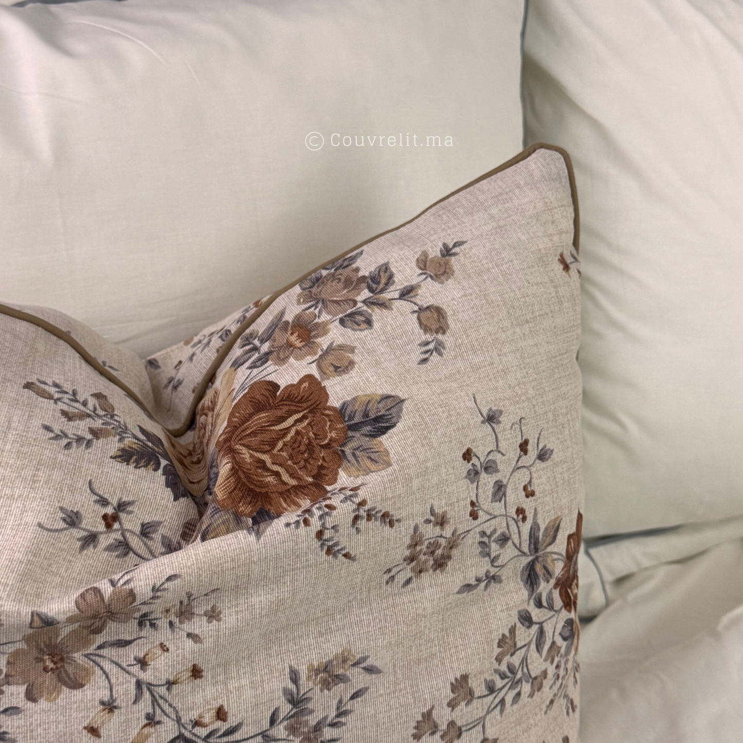 Coussin de décoration “Moka Floral” 45x45 cm REF: CS0030