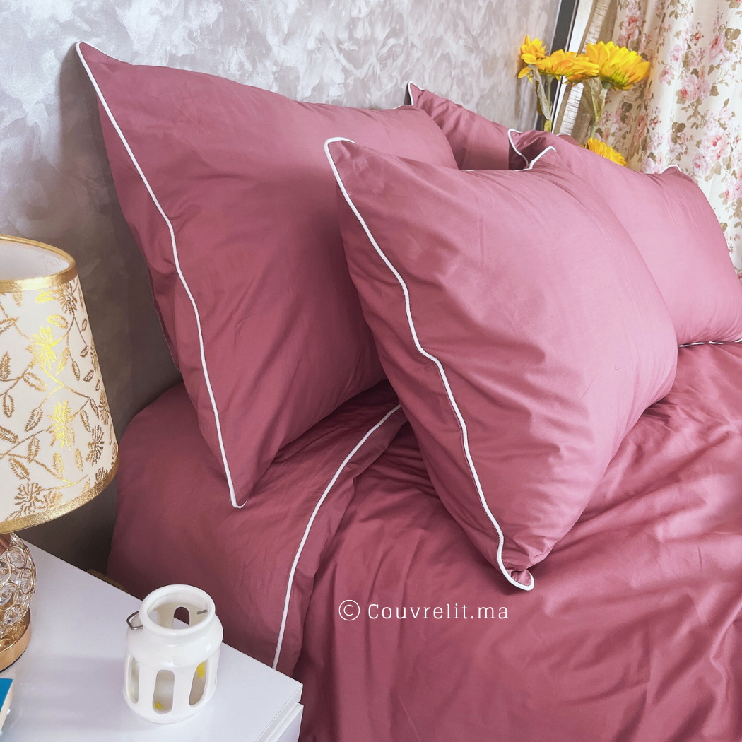 " MAUVE AVEC PASSEPOIL BLANC" ensemble complet en 100% COTTON de haute qualité, REF: CVS0221