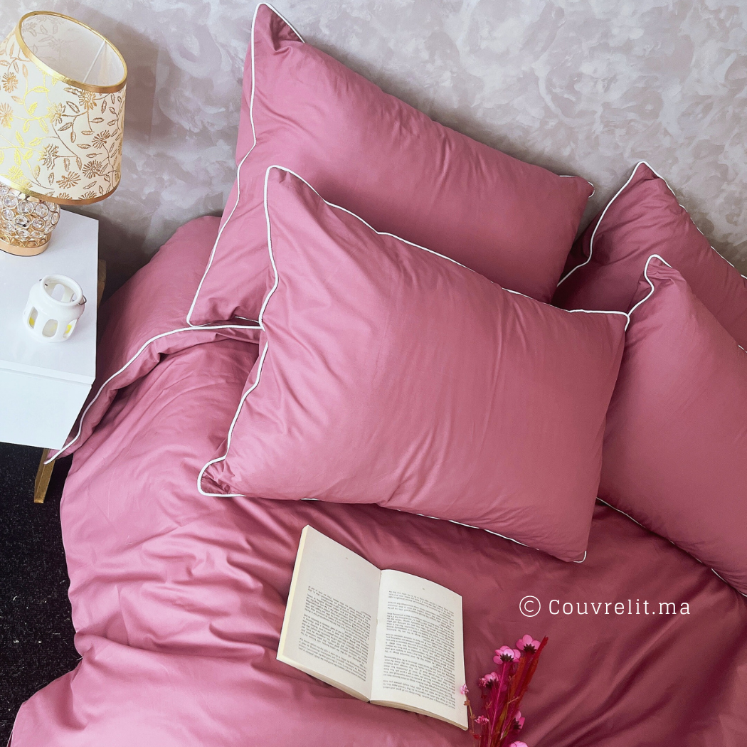 " MAUVE AVEC PASSEPOIL BLANC" ensemble complet en 100% COTTON de haute qualité, REF: CVS0221