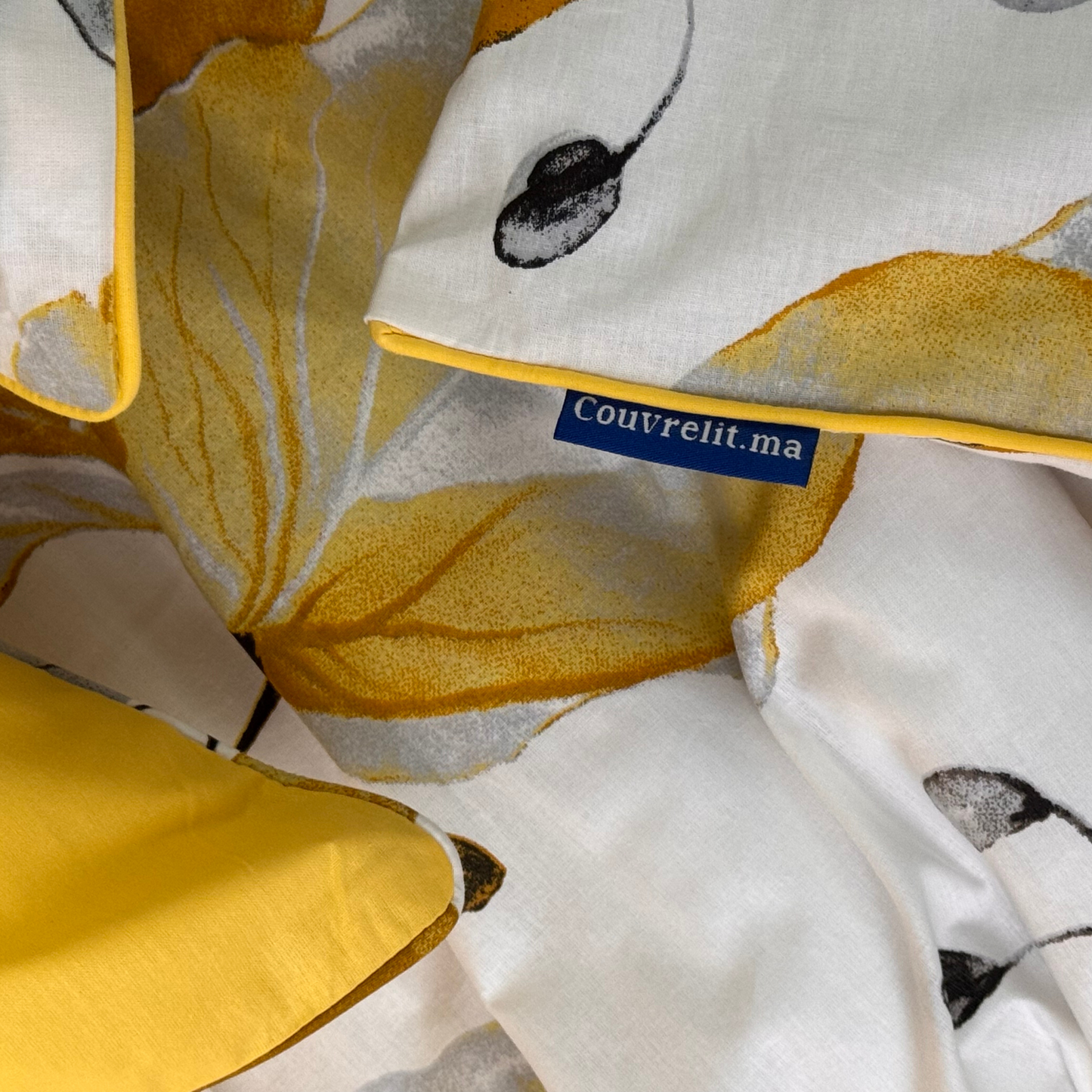 "Soleil d’Été" – Ensemble Parure de Lit Florale Complète, REF: CVM00304