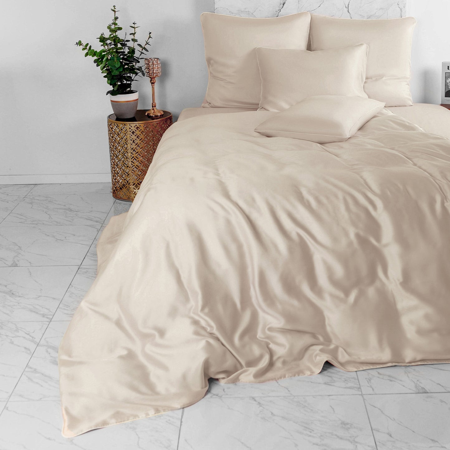 Ensemble SATIN 100 % Cotton Ref: CV0171 Blanc cassé Avec Passepoil blanc