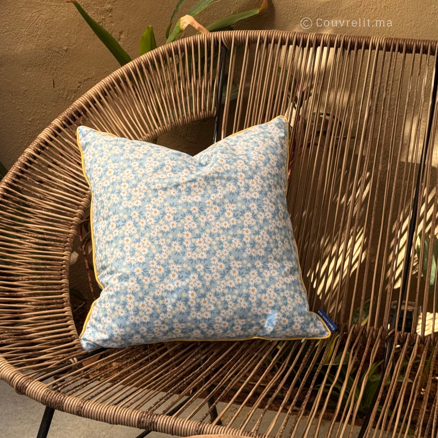 “Fleur de Ciel” Coussin de décoration 45x45 cm REF: CS0035