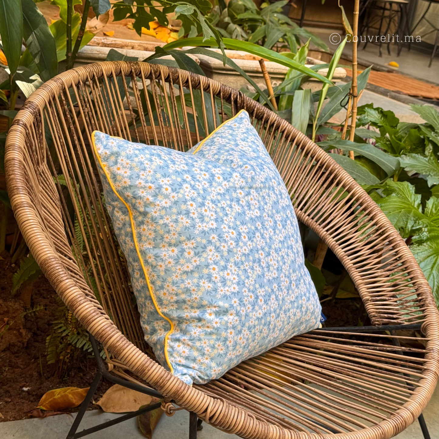 “Fleur de Ciel” Coussin de décoration 45x45 cm REF: CS0035