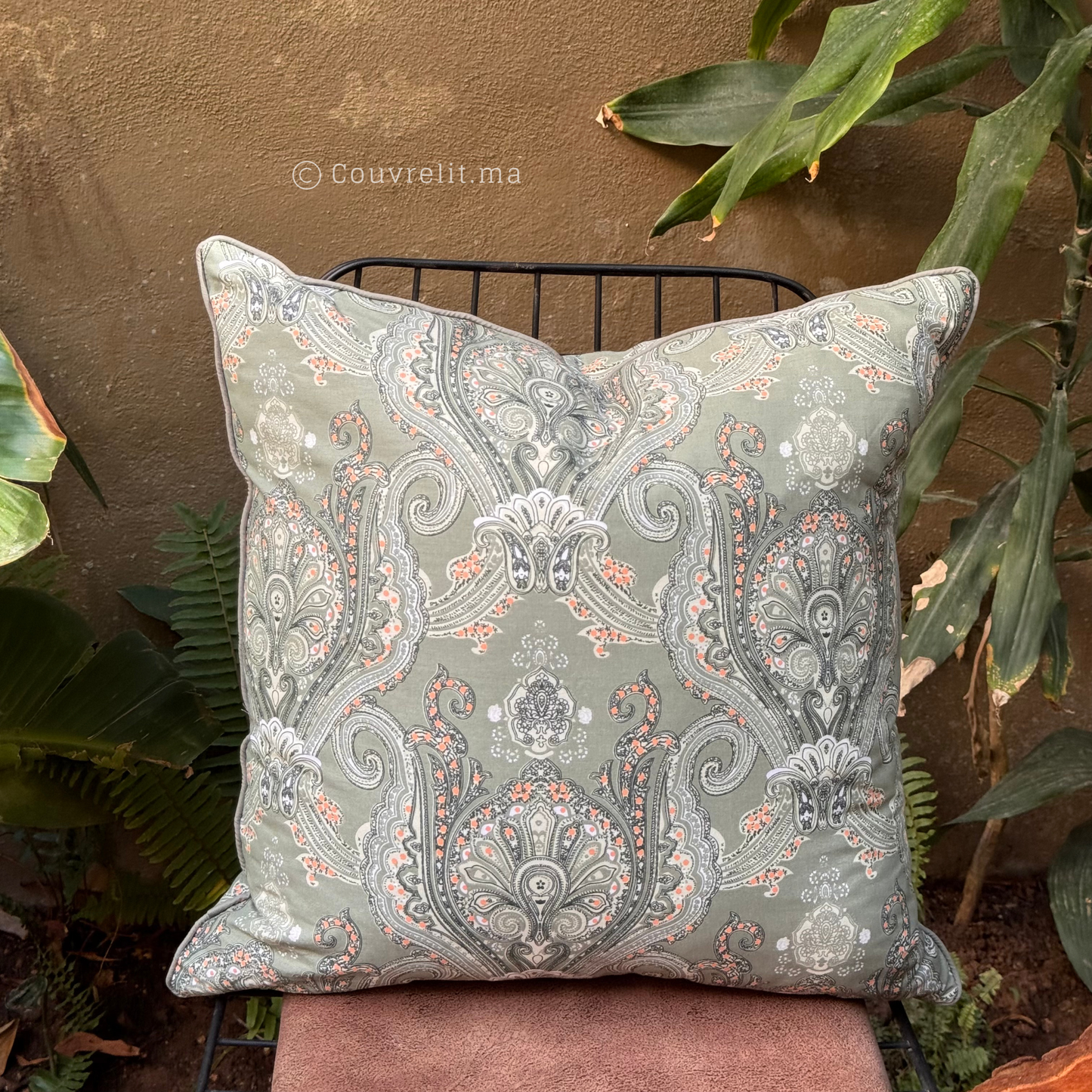 “Sauge d’Orient” Coussin de décoration 45x45 cm REF: CS0036