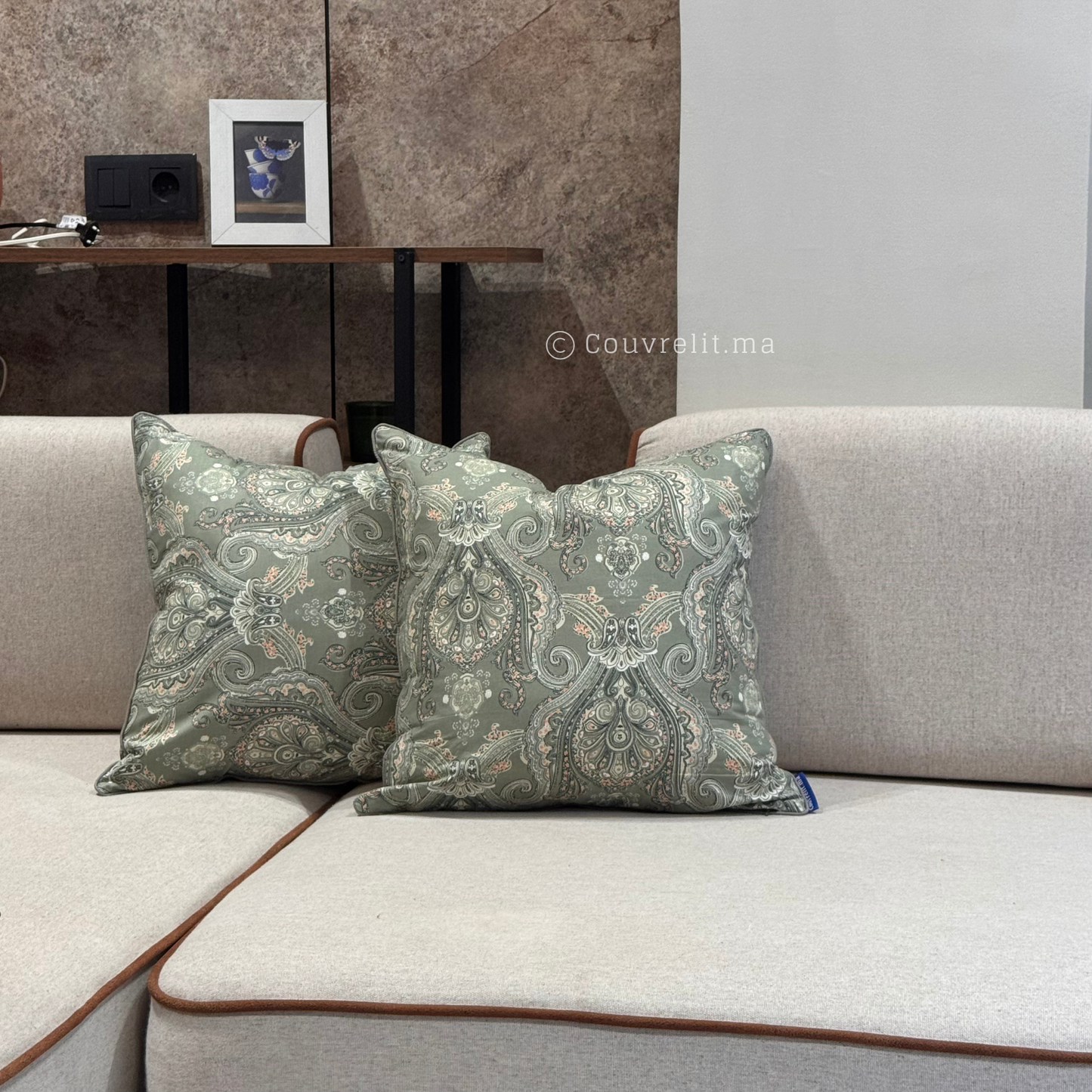 “Sauge d’Orient” Coussin de décoration 45x45 cm REF: CS0036