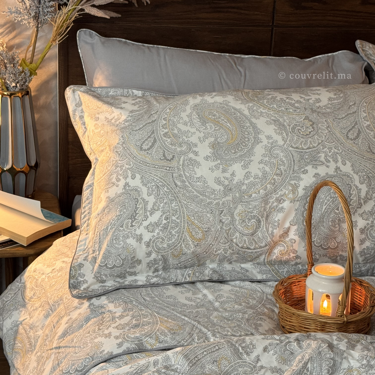 "Charme Gris" Ensemble housse de couette – Collection Luxe Maison   REF: CVM00331
