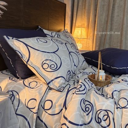 "Courbes Harmonie Bleu marin" Ensemble housse de couette – Collection Luxe Maison 💙   REF: CVM00332